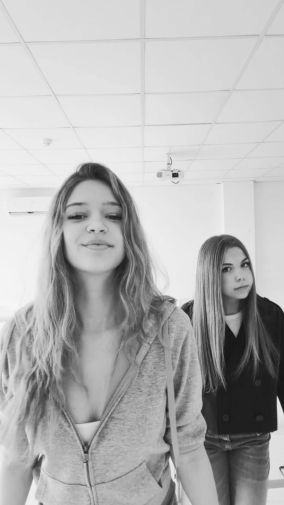 @ilonatand