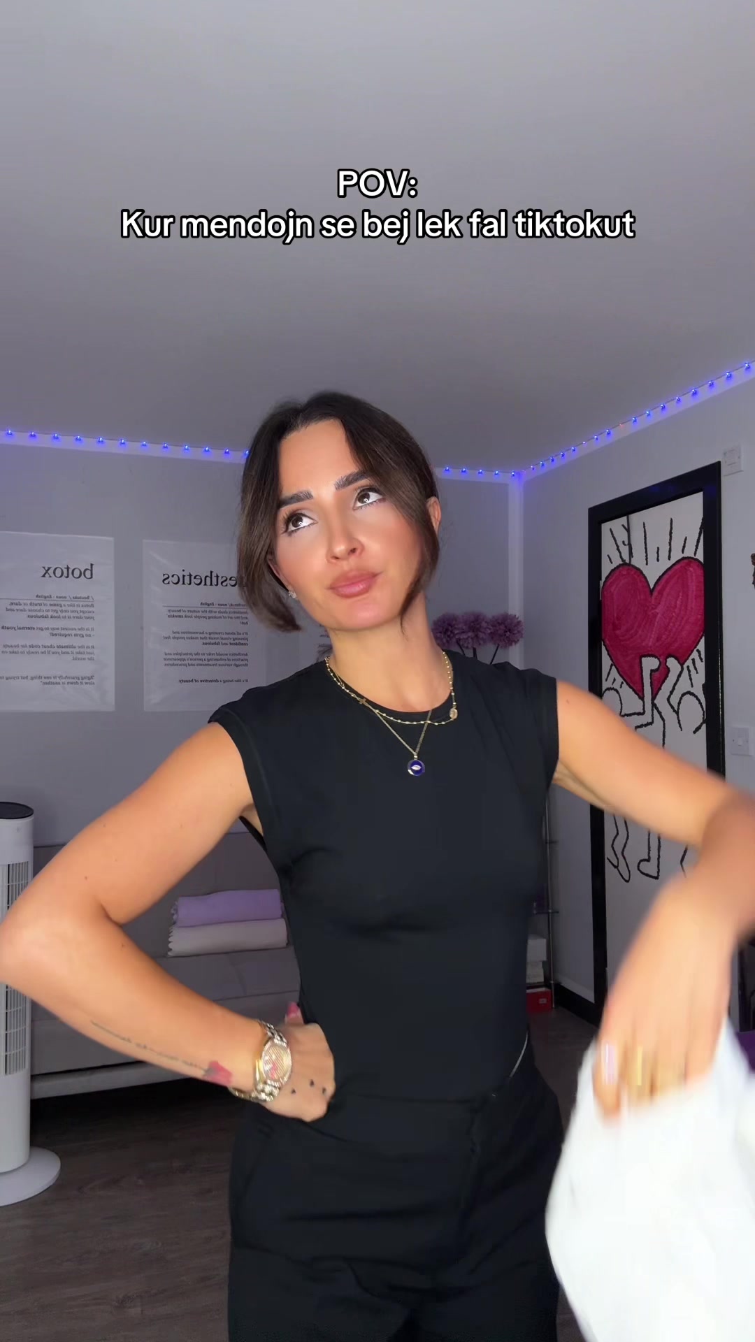 @Xhesika Elezi 🏝️🇦🇱