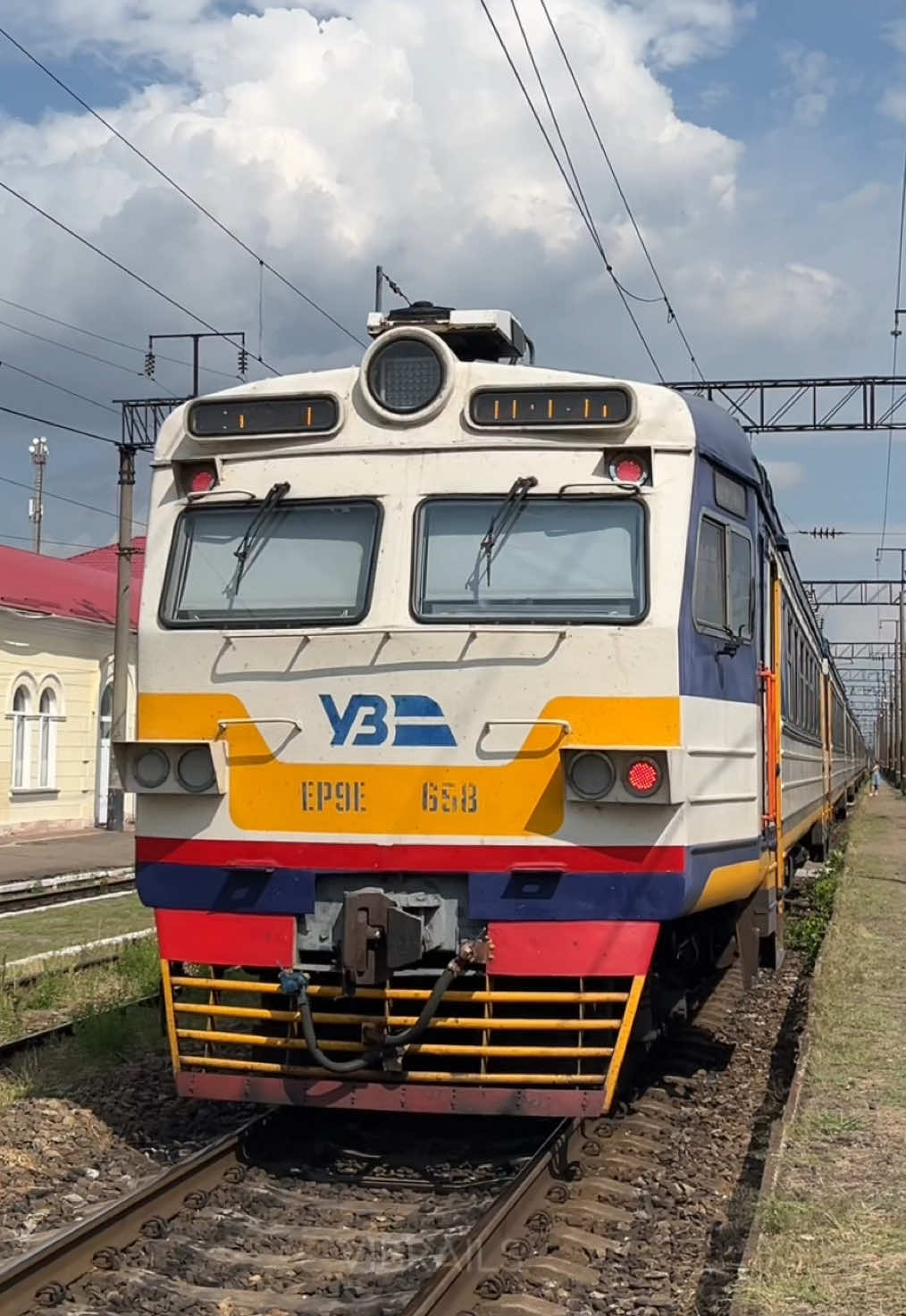 @Вайбовий залізничник