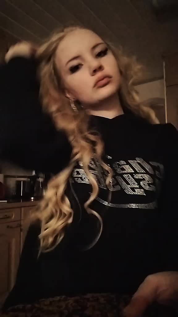 @Isabella