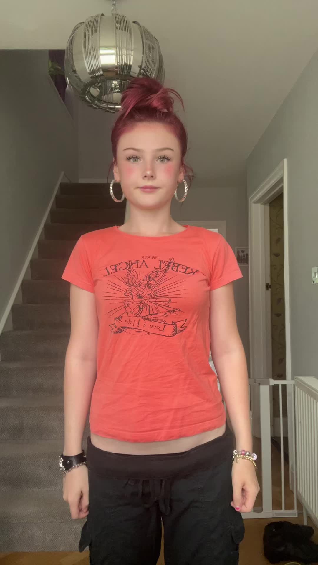 @🦄