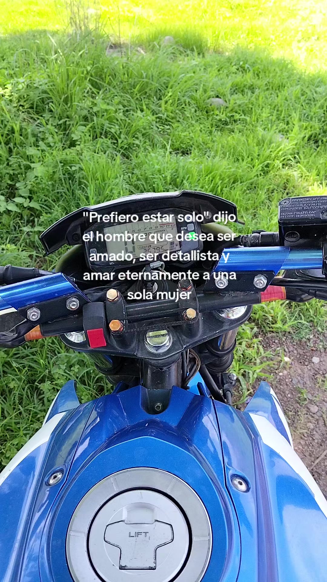 @️🪰