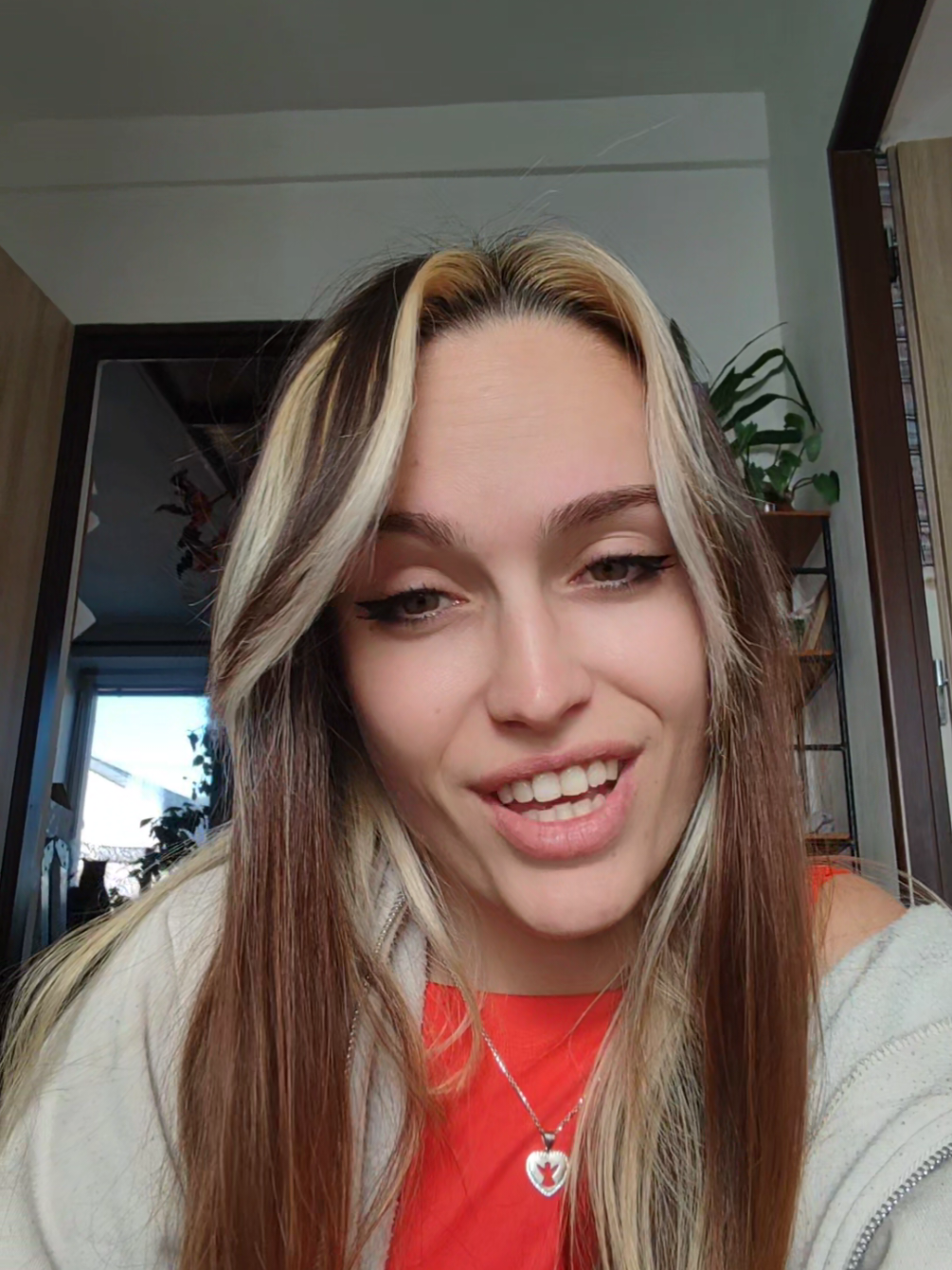 @Marie Oláhová