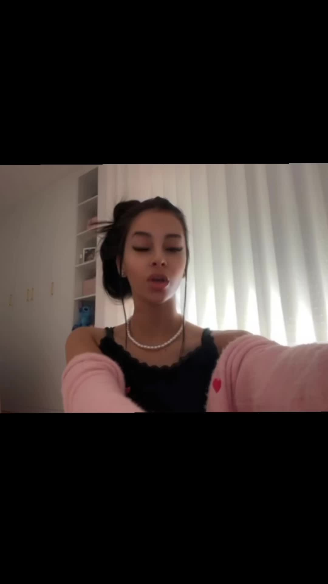 @𝑴 𝑶 𝑹 𝑬 𝑵 𝑨