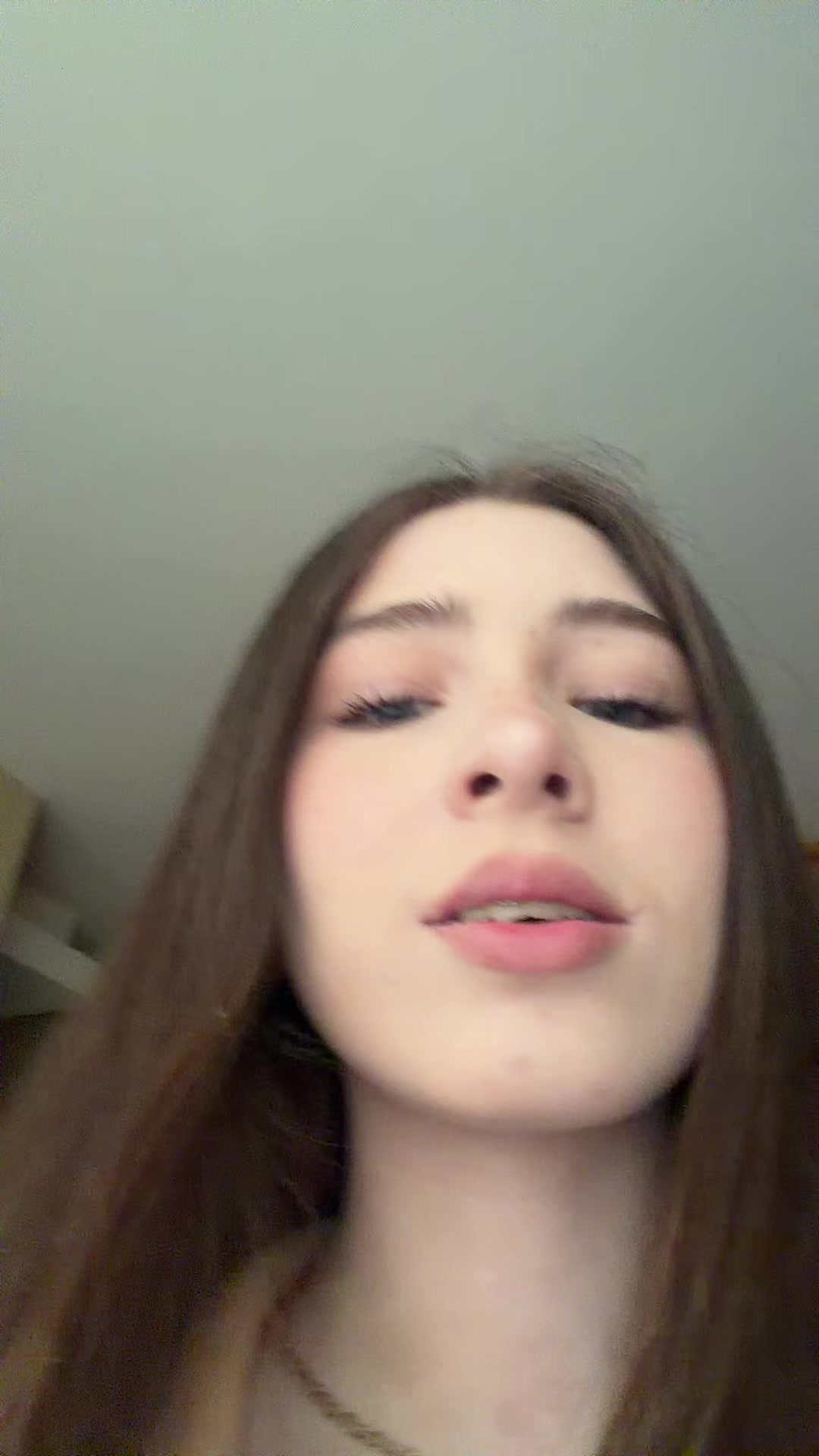 @Moni