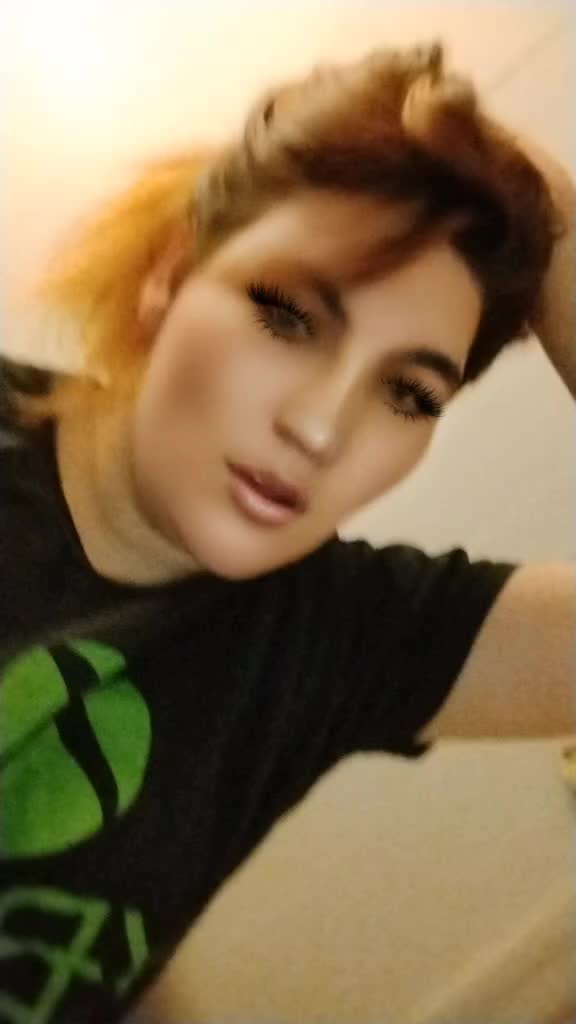 @queenbee1996
