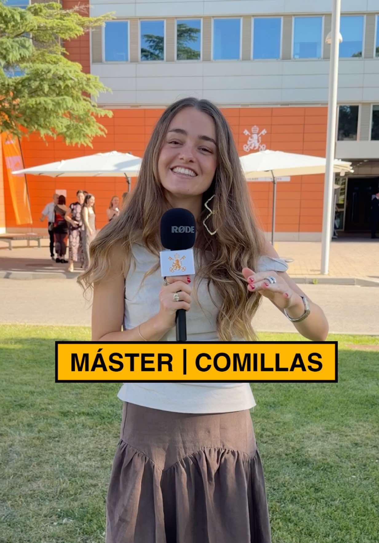 @Universidad Comillas