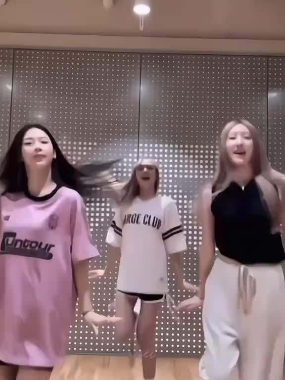 @MyKpopWorld