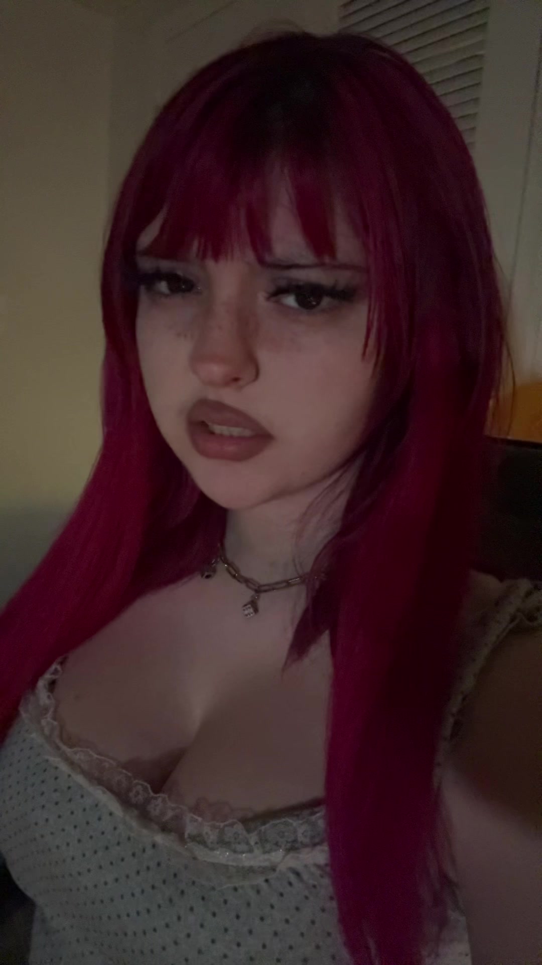 @🦴