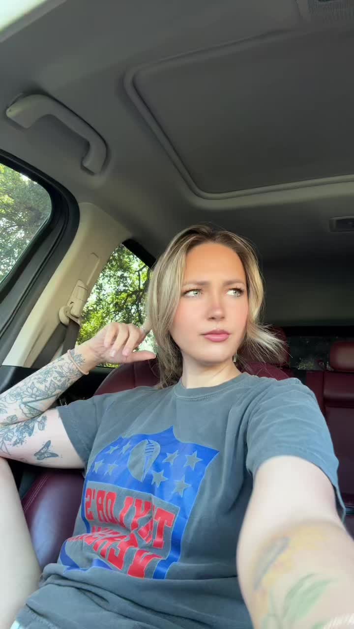 @des | you better come say hi
