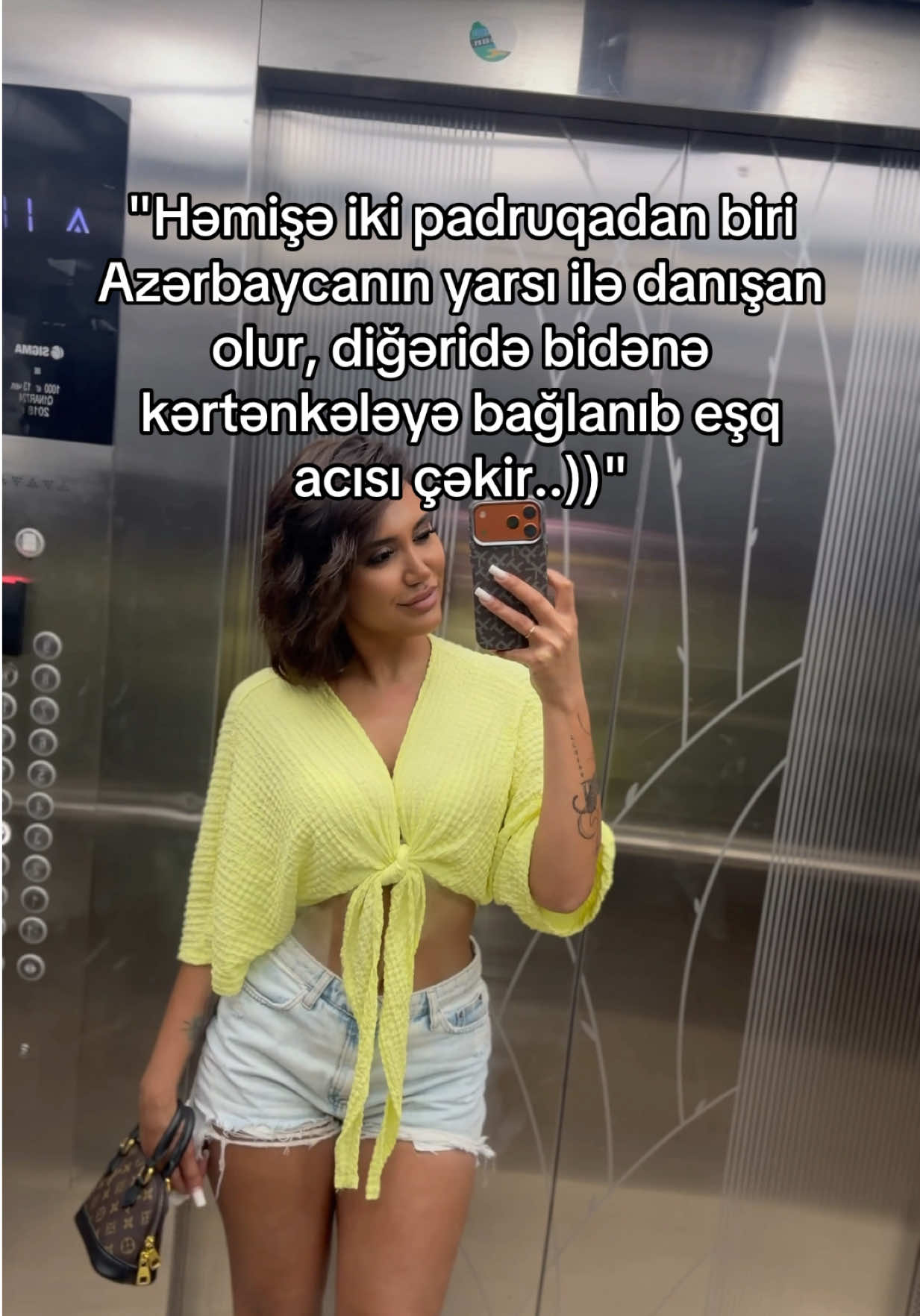 @🐍