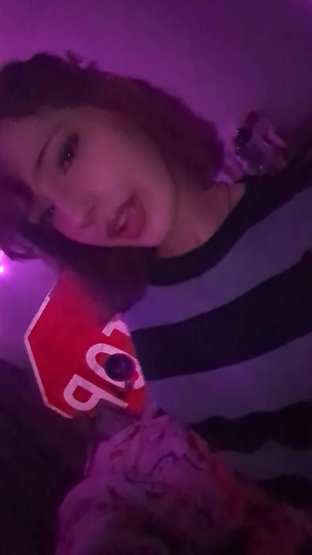 @whosthisdeva!