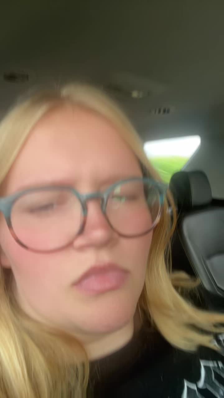 @Lilly