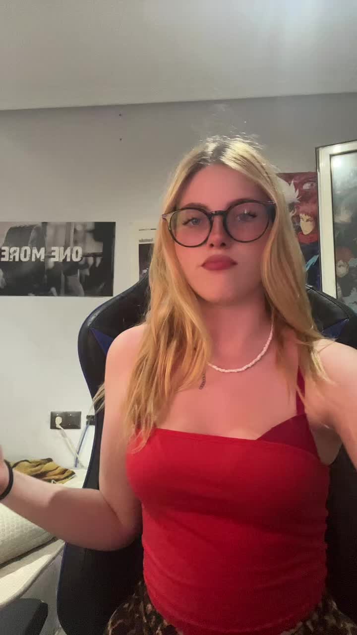 @Saraxkitty