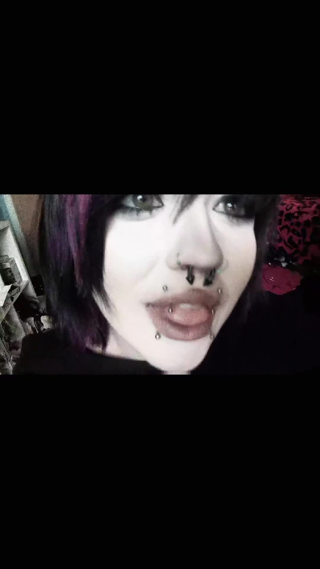 @SC3N3BBY<3