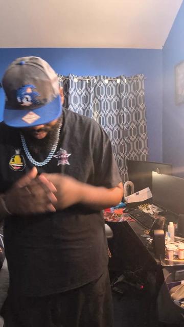 @👑 KingPakman♒🕺🏿6️⃣LǨǤŇǤ💰💨