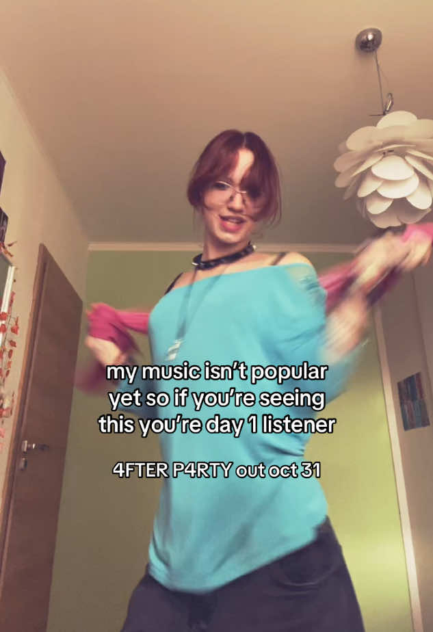 @LUCYA NYHAI