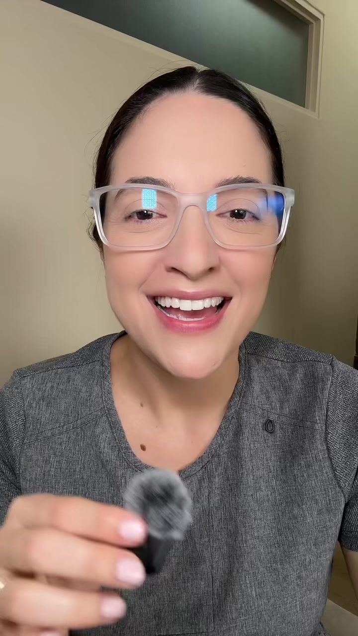 @Dra. Angie Rodríguez