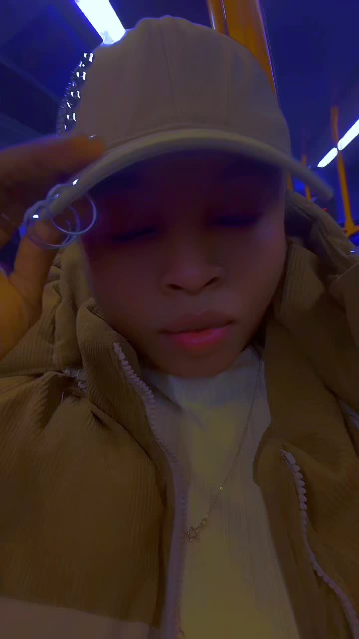 @Chic ๐ฌ๐ง