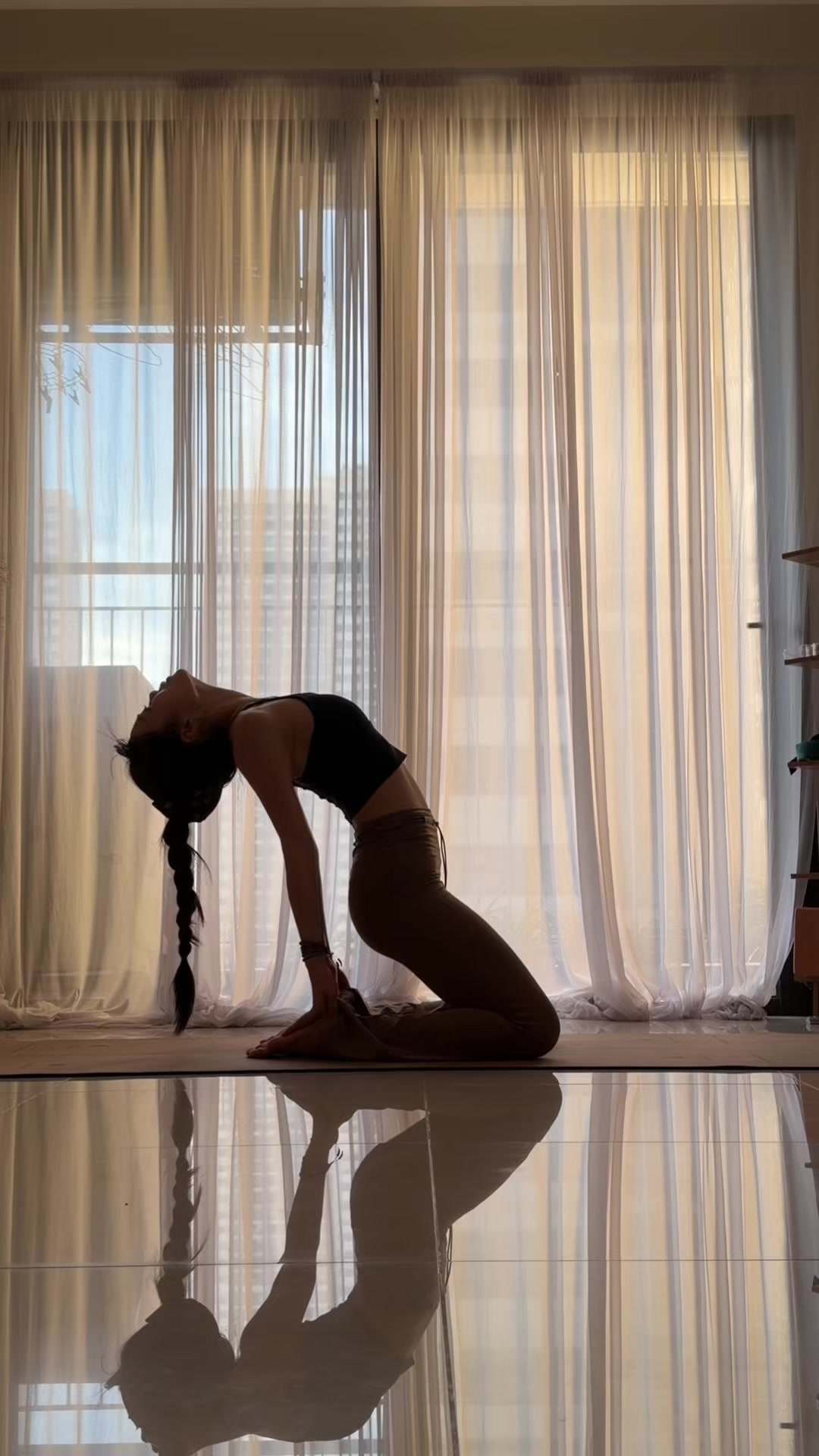 @Yoga điii - Yoga &Aacute;nh Tuyết