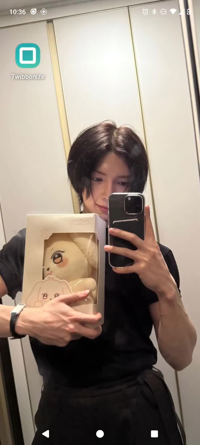 @𝕵𝕯💜⁷💎⁵🧡⁸(Jimins version)