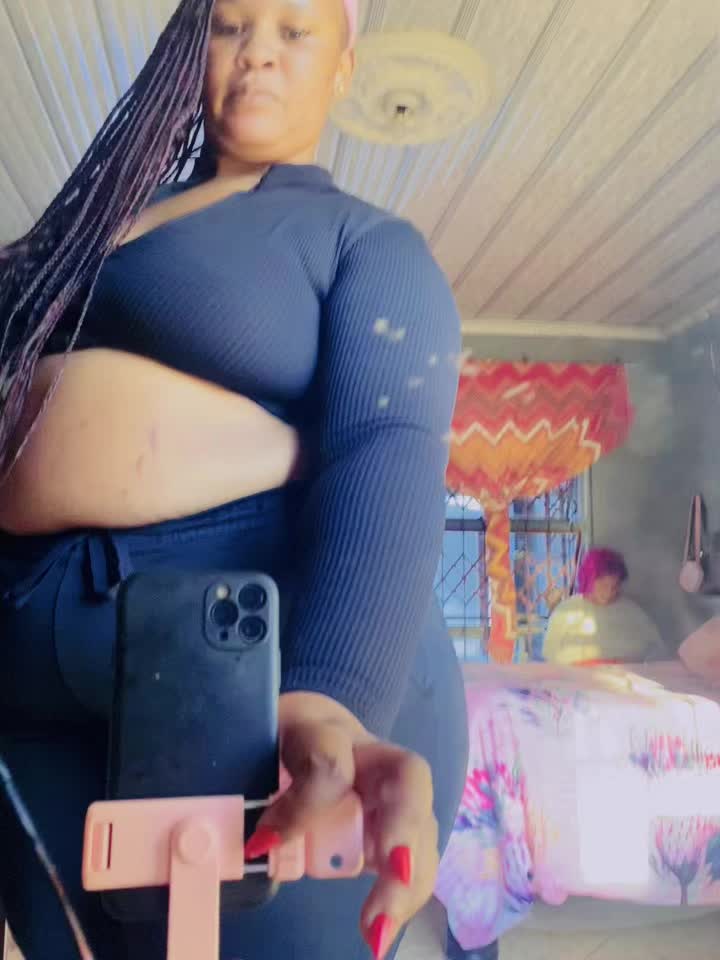 @Plus size hun ๐๐