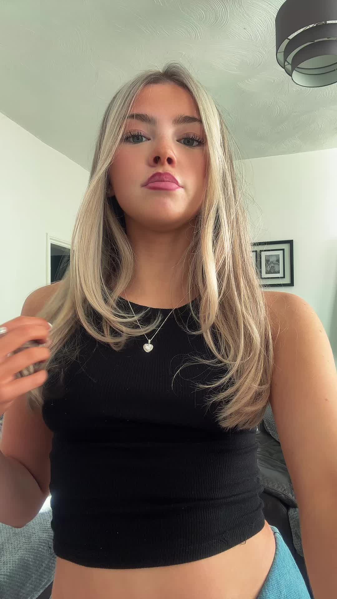 @lo