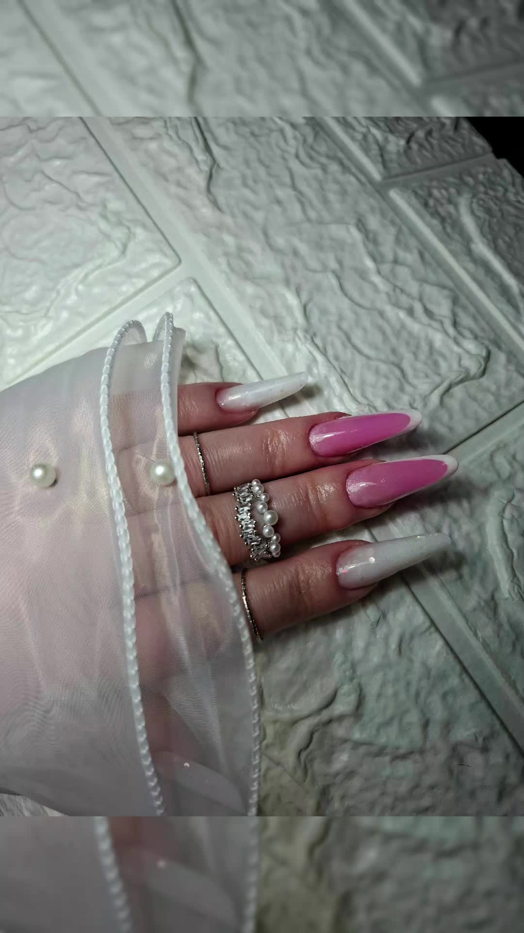 @Mihaela Rădulescu