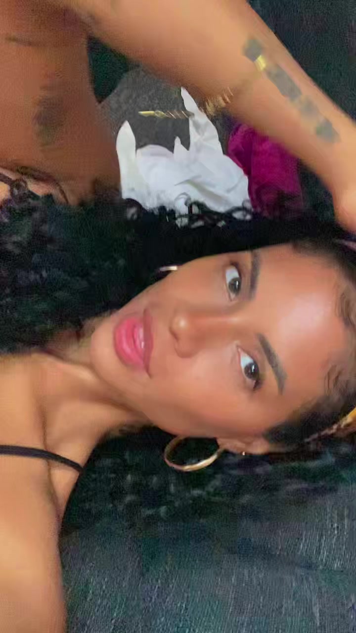 @stephaniariver_