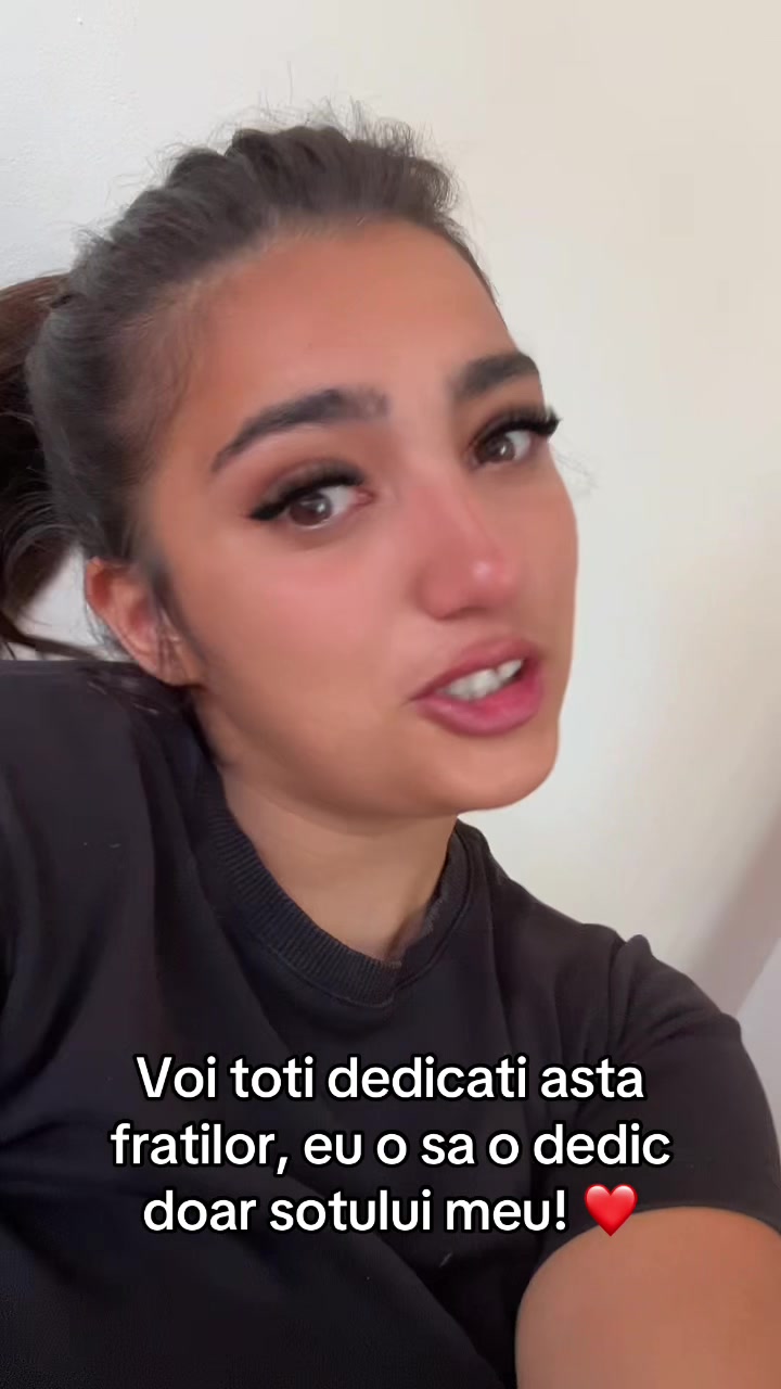 @Elena_Cipriana03