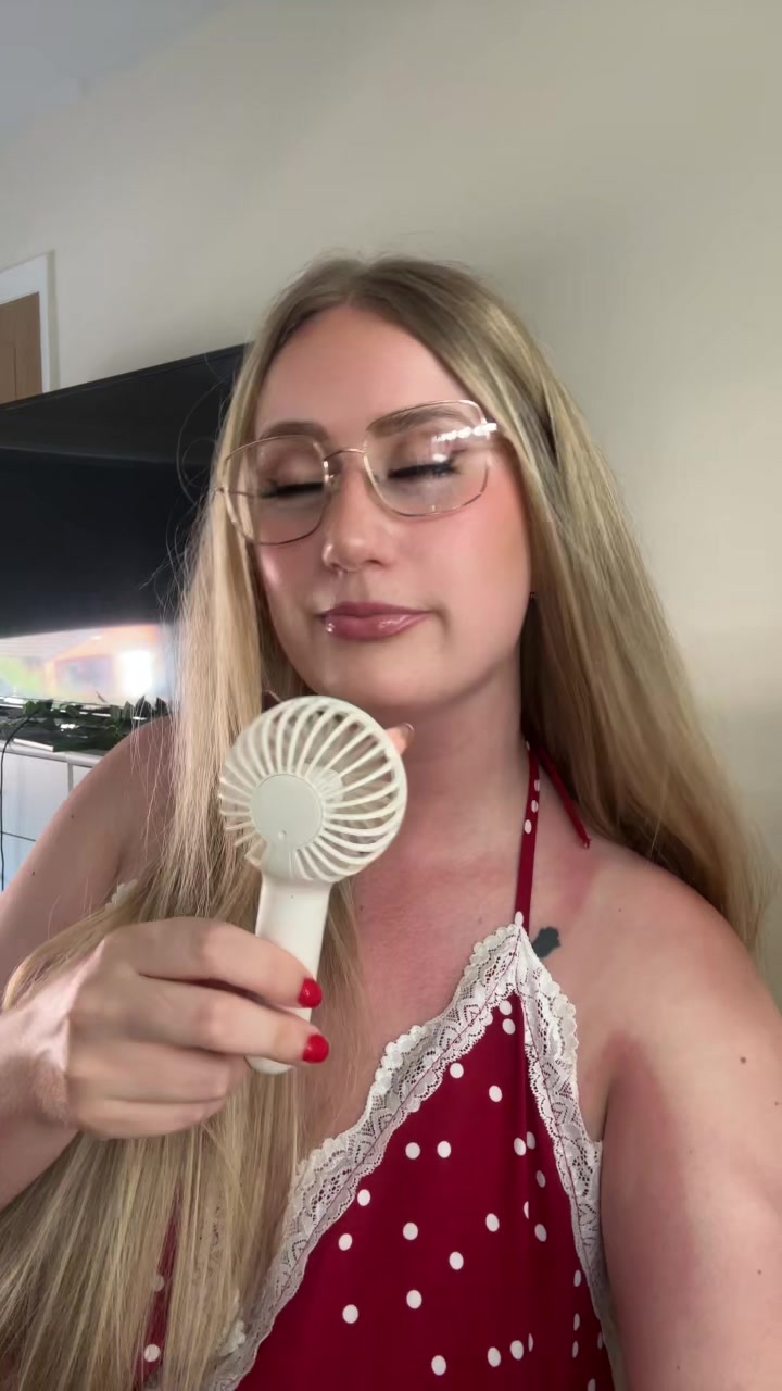@courteneyjayne