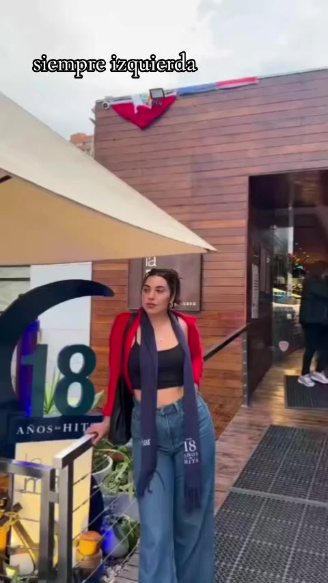 @siempre izquierda