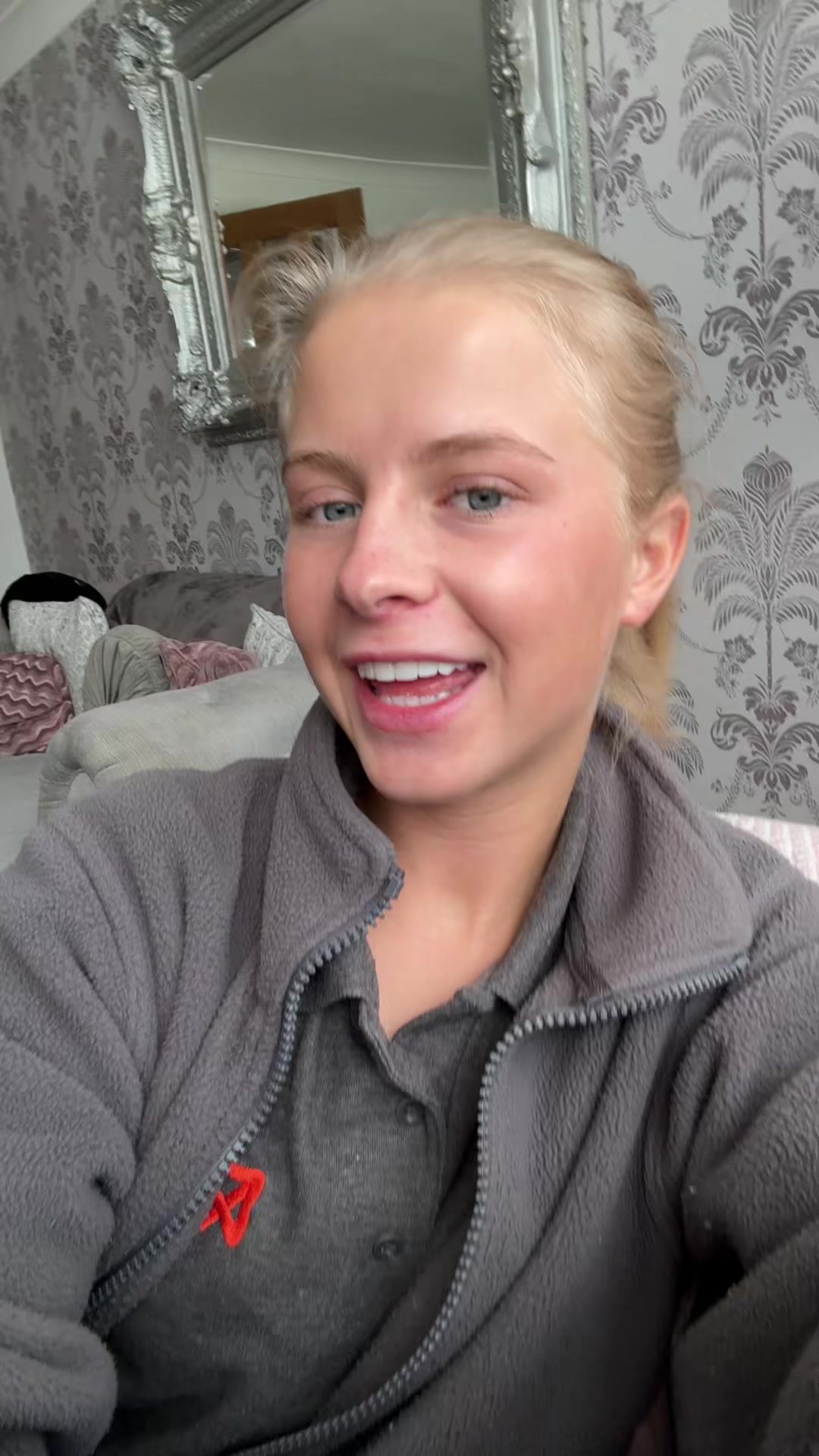 @mollywalker18