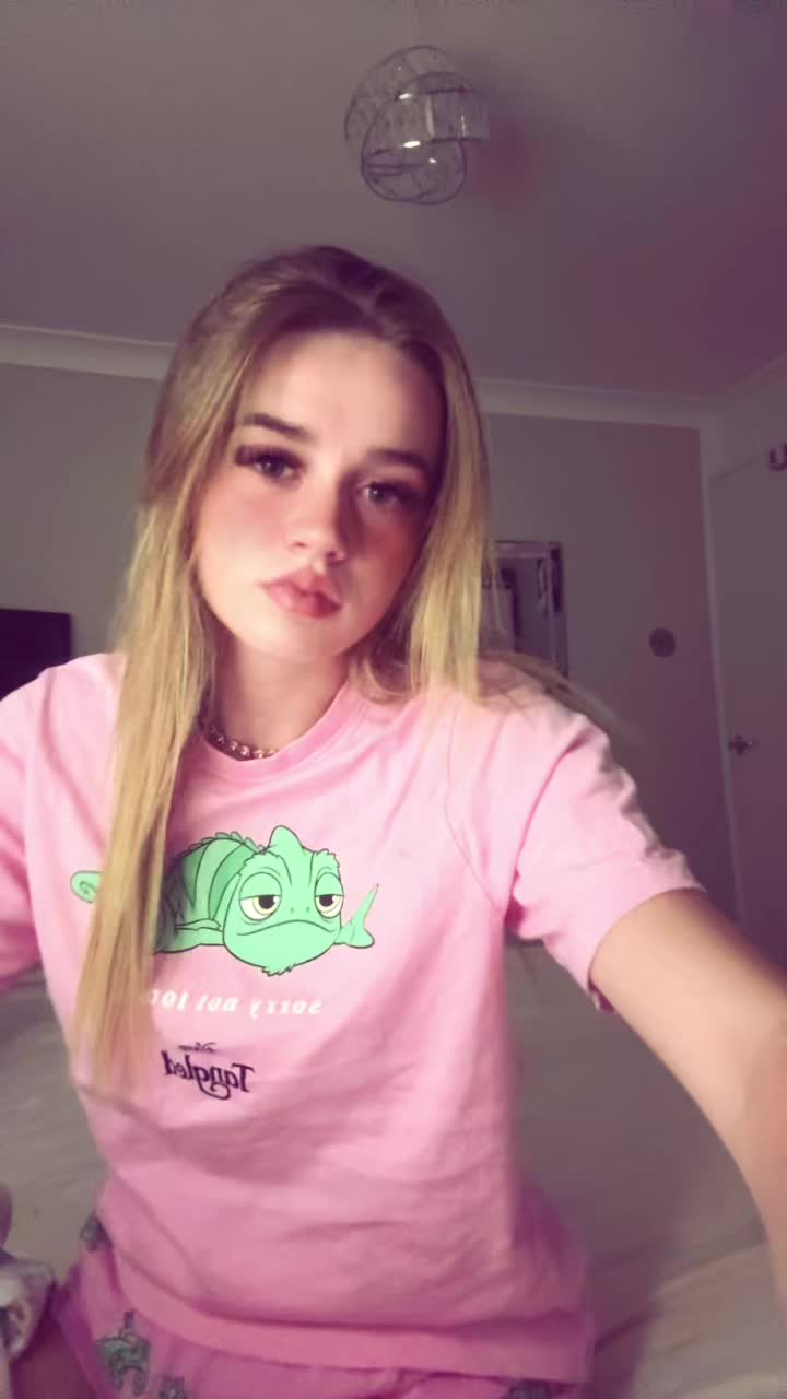 @freyairis🤍