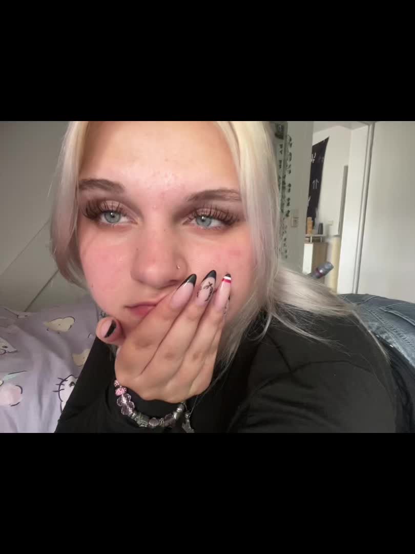 @🎀