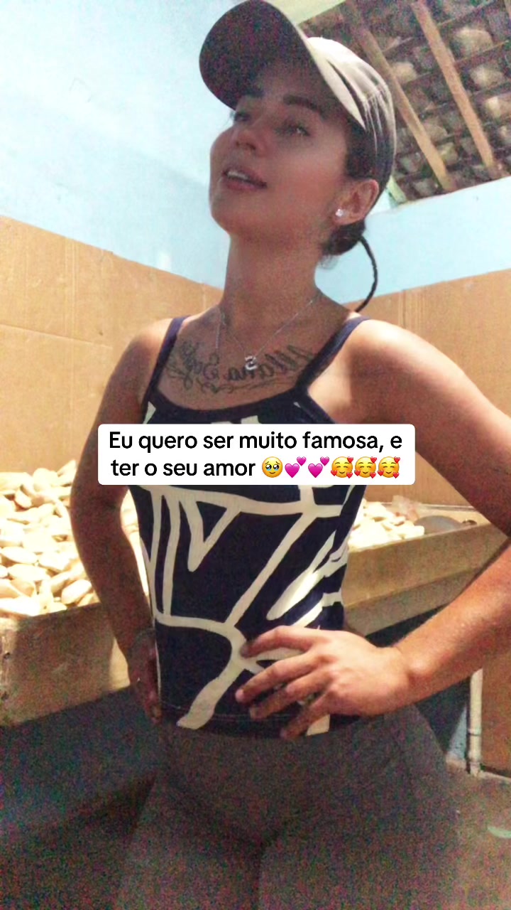 @Sabrina Paloma