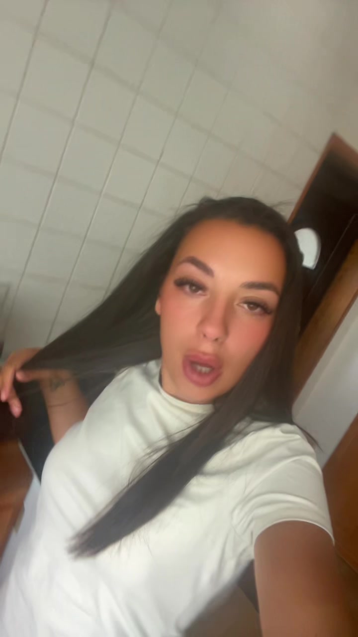 @Shauna21🏴🇯🇲