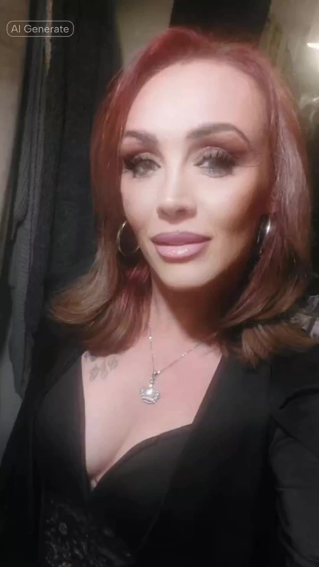 @Queenie b