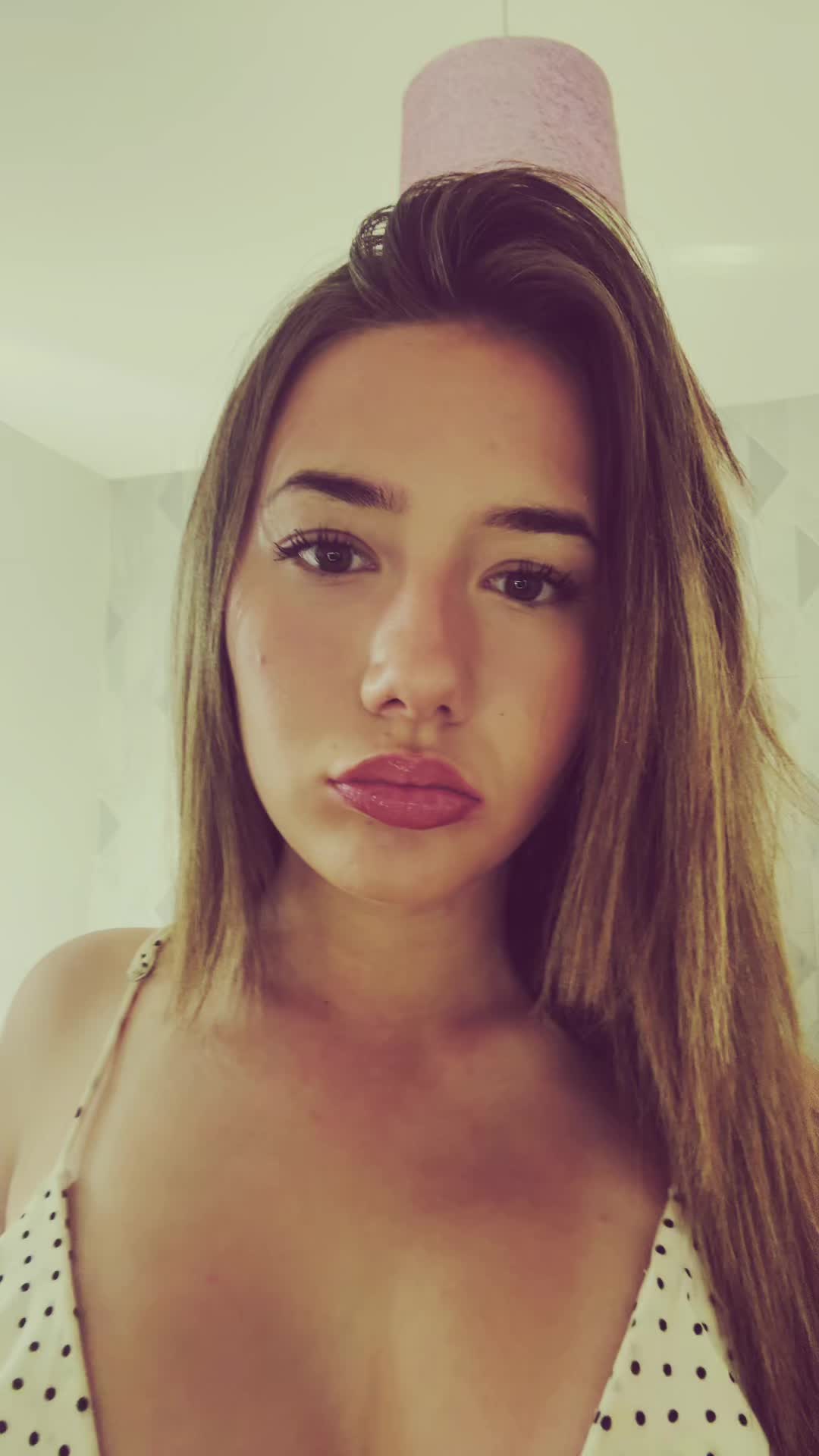 @Kacie🦒🐡