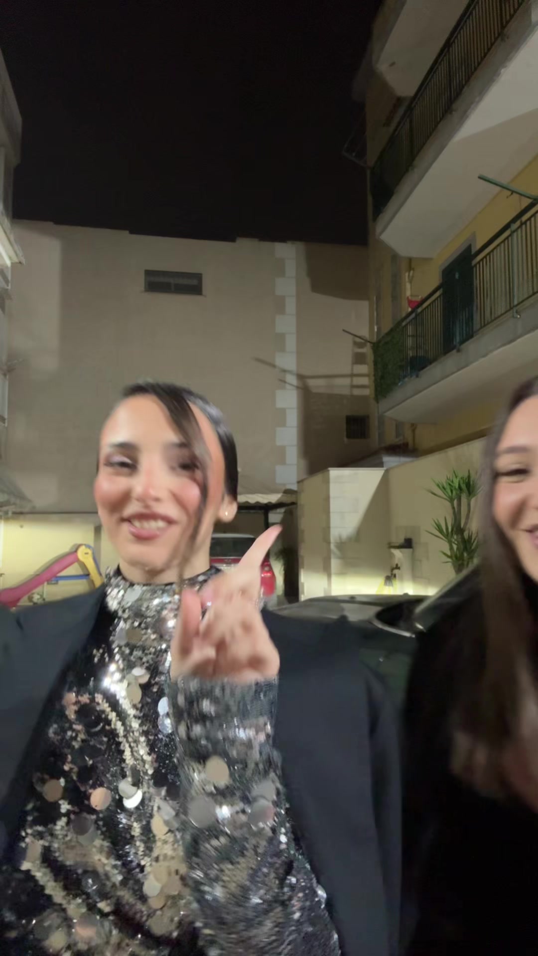 @deee