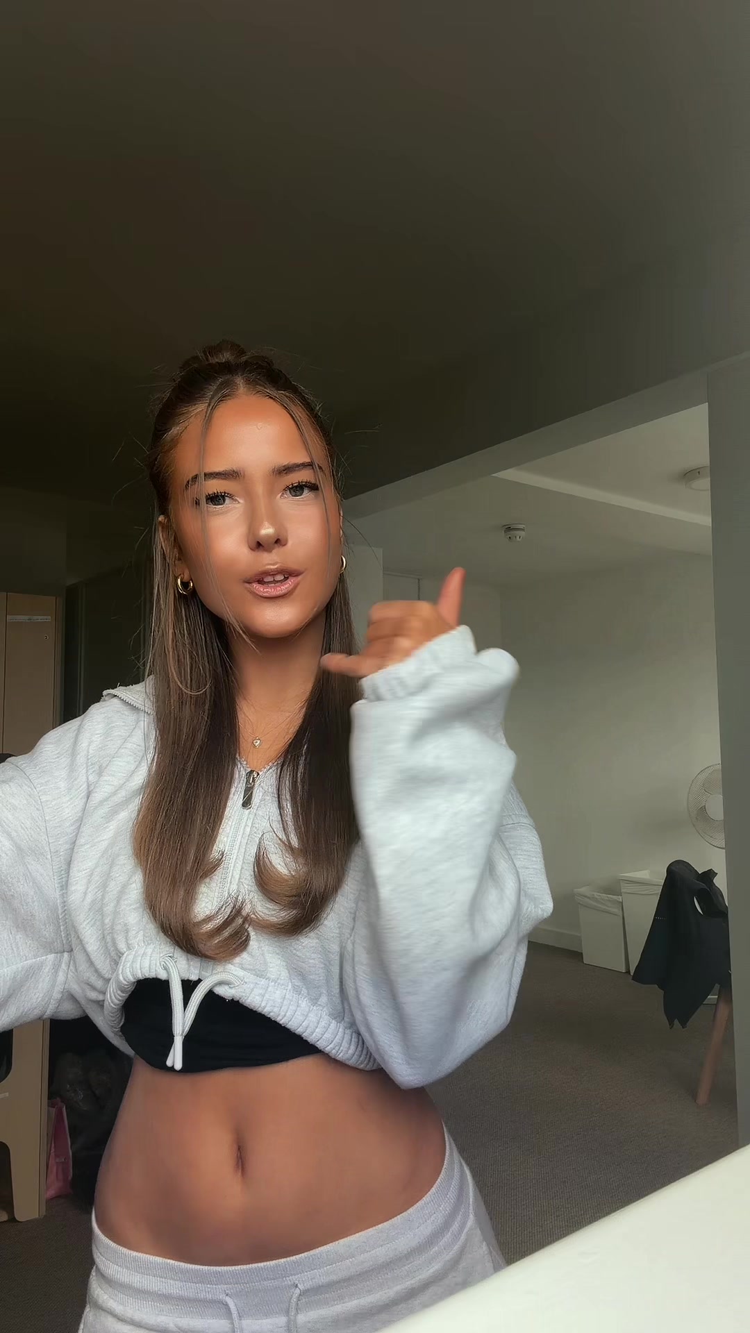 @𝐀𝐈𝐒𝐇𝐀