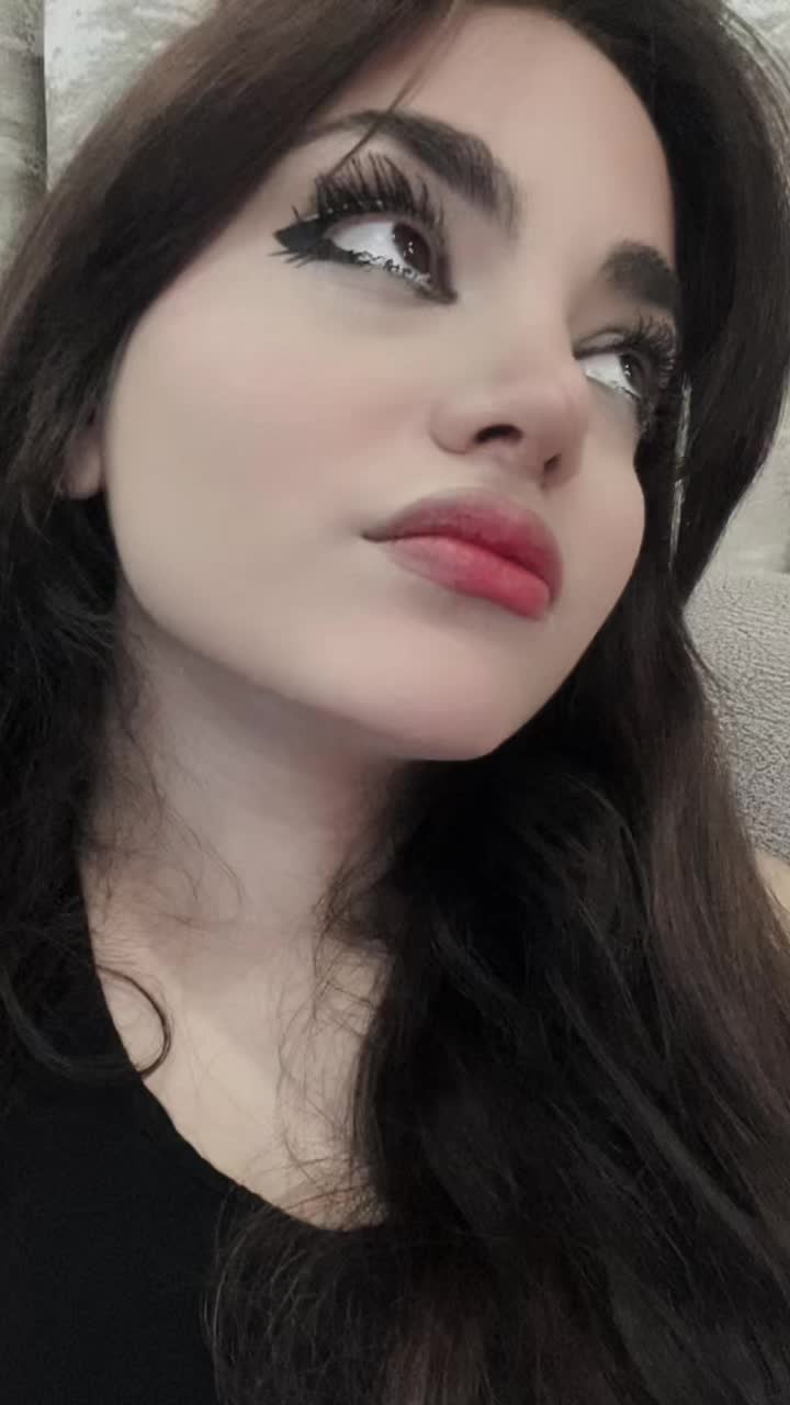 @nazlitologar