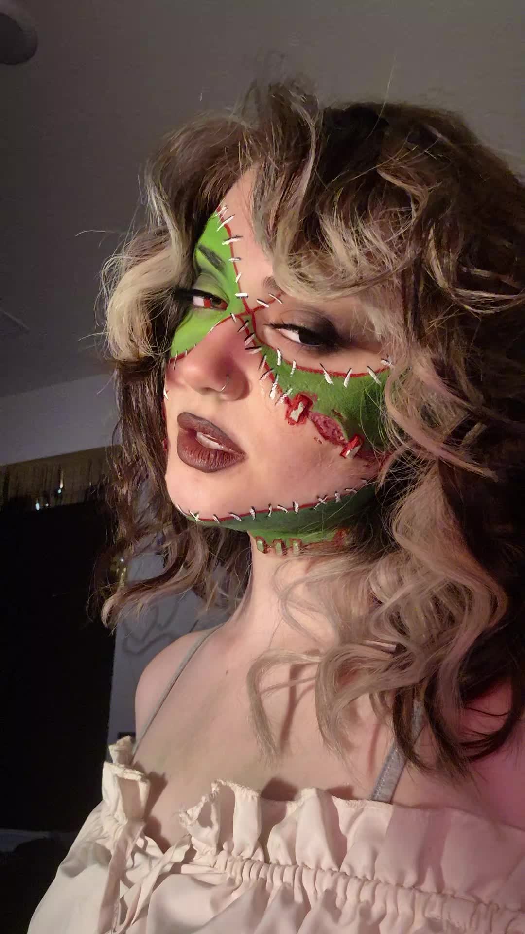 @Lizzinno