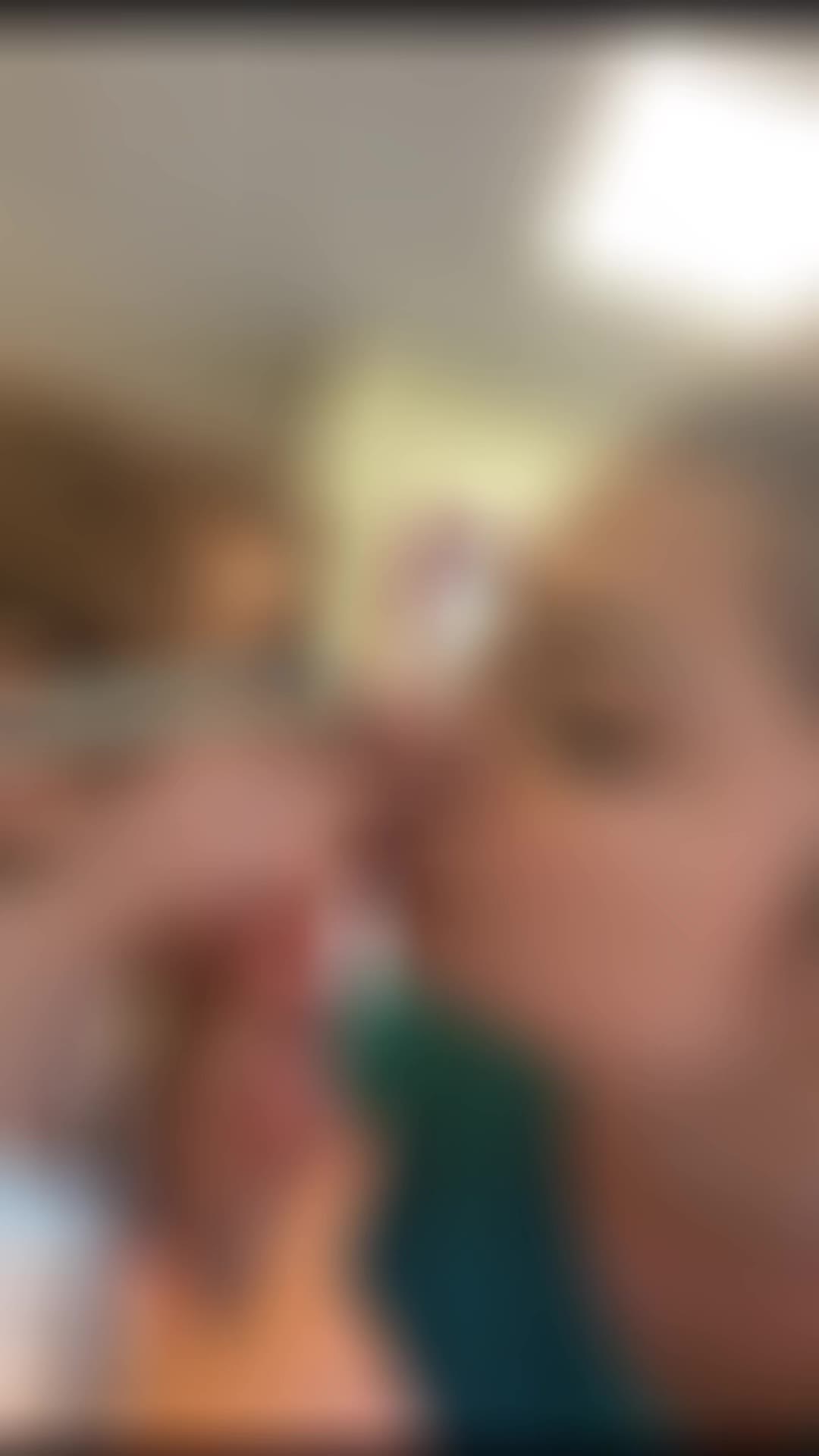 @Denysa