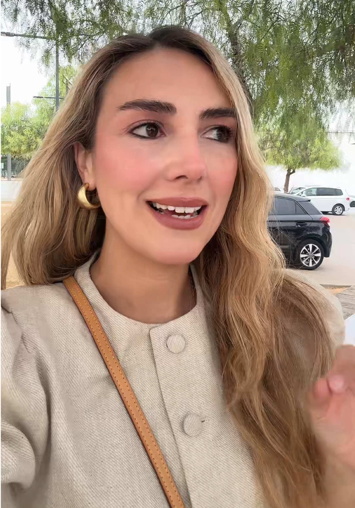 @Ro