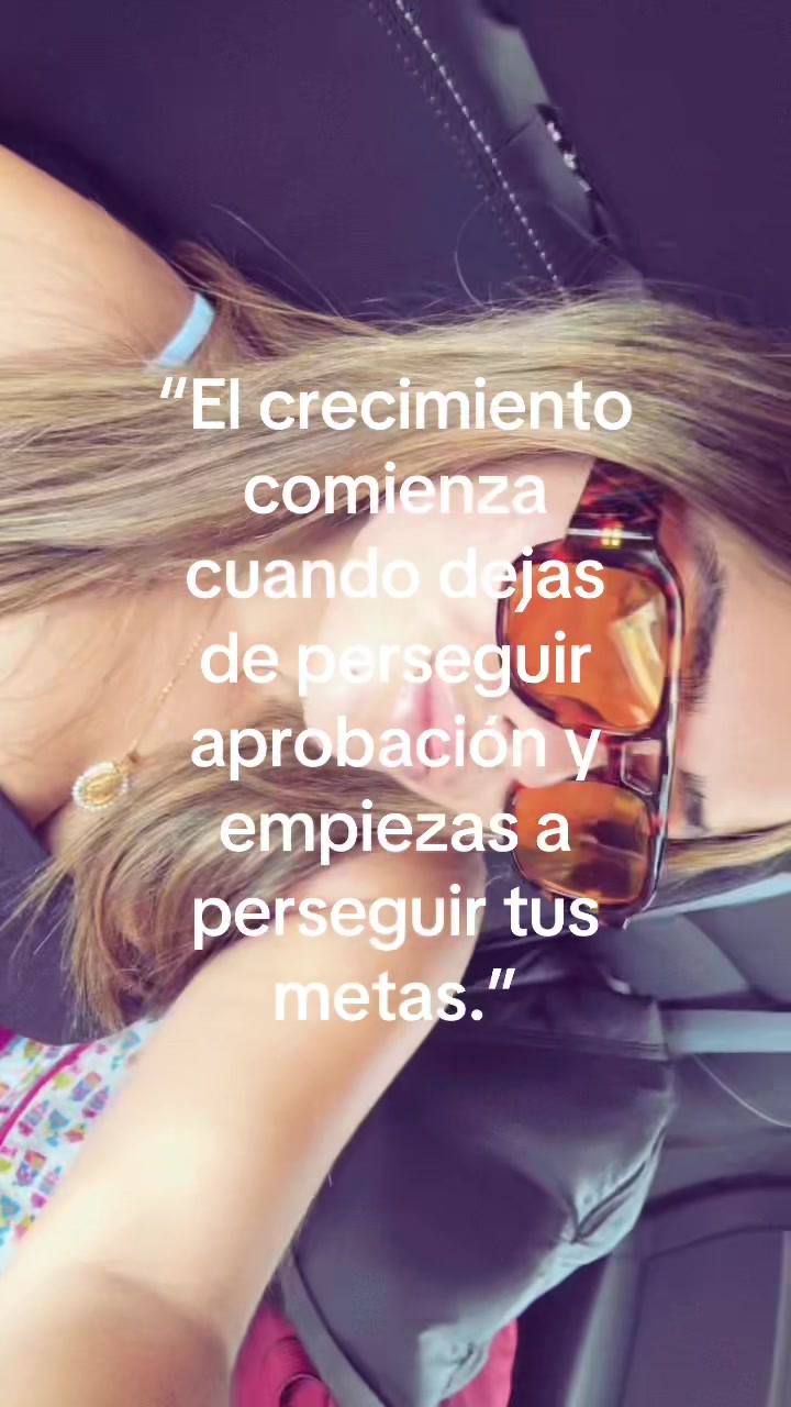 @andreaoviedo
