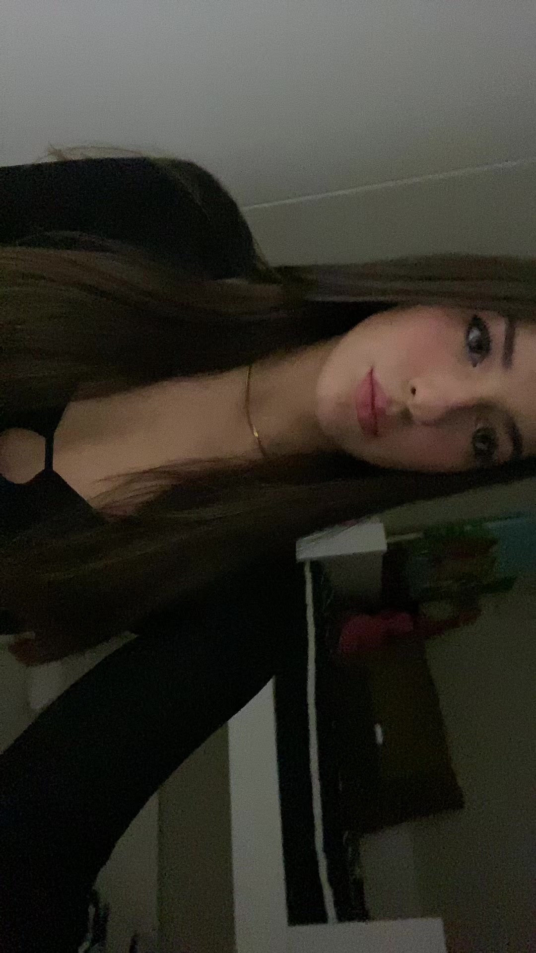 @avrileta