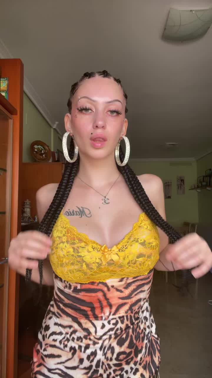 @PrettyWhenuKryy