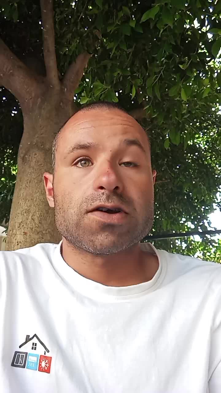 @&Epsilon;&rho;&gamma;&alpha;&sigma;ί&epsilon;&sigmaf; &pi;ά&nu;&tau;&omega;&sigmaf; &tau;ύ&pi;&omicron;&upsilon;