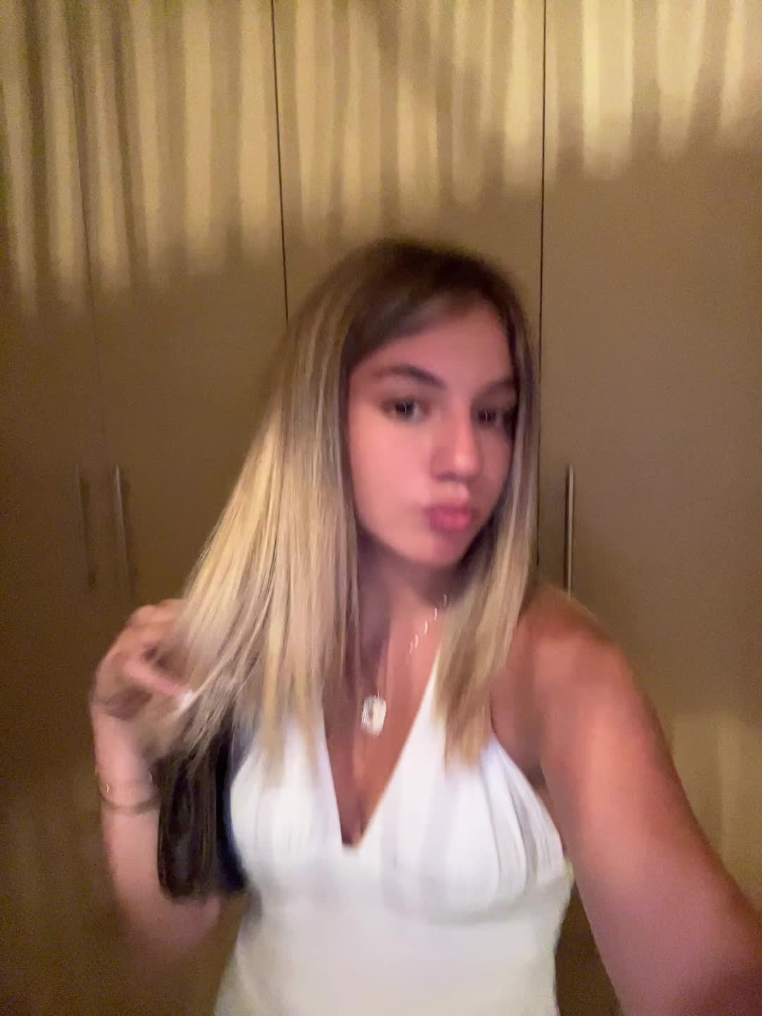 @andriani.bell